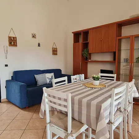 Alessia 托尔托利